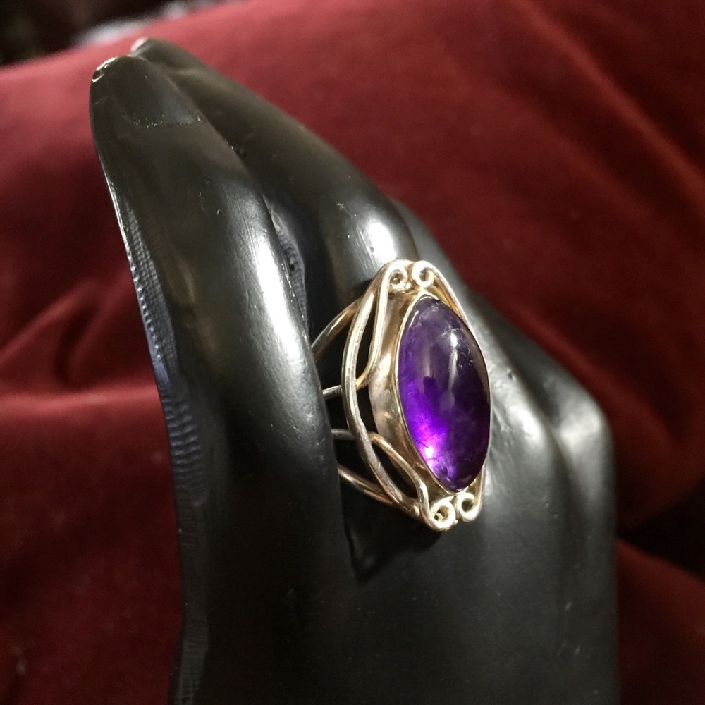 Amethyst & 925 Silver Ring - image 6